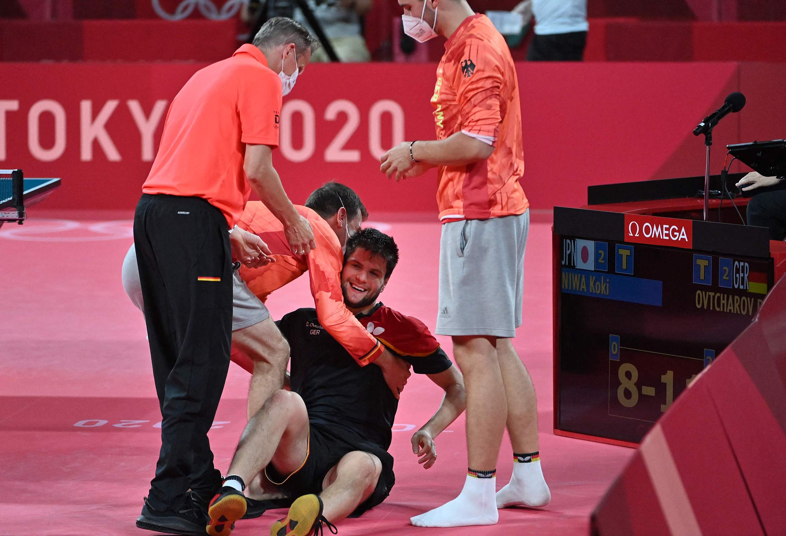 德国乒乓球队完胜韩国乒乓球队，水谷隼绝境逆转