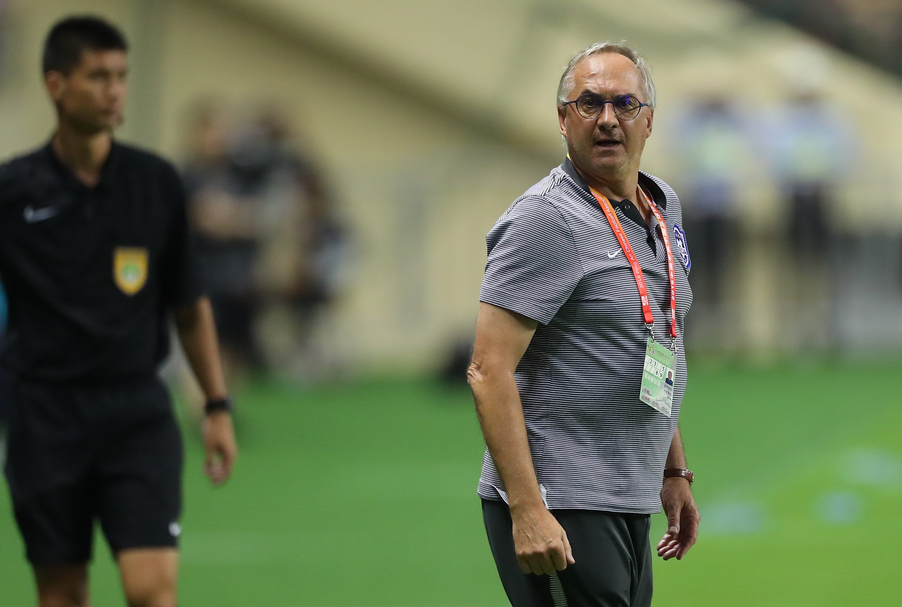 梅西纳表现关键，为球队主场胜利立下功劳