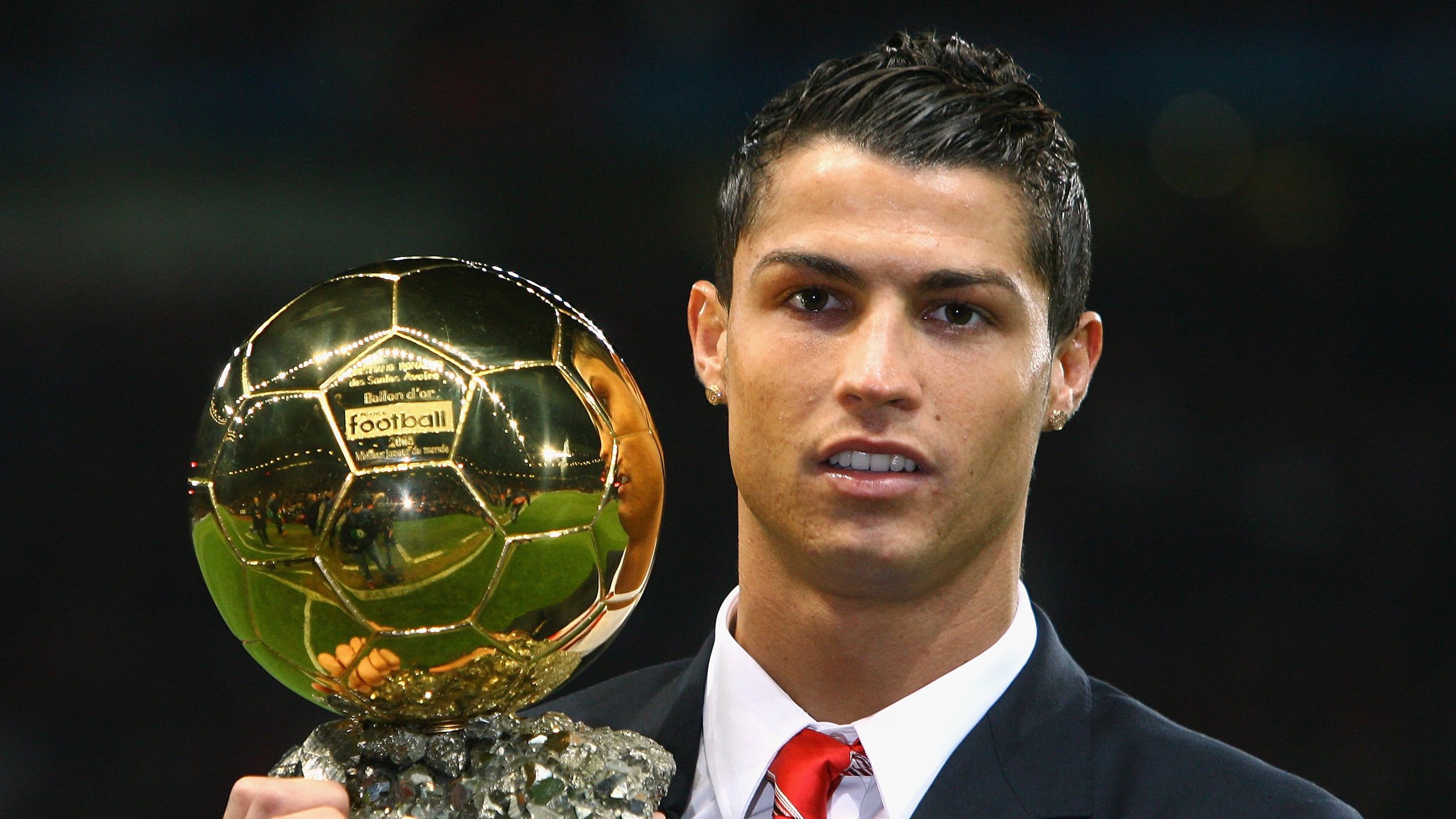 绿茵奇迹夜，C罗爆发引领逆转，洪都拉斯小将复刻比利亚雷亚尔神话