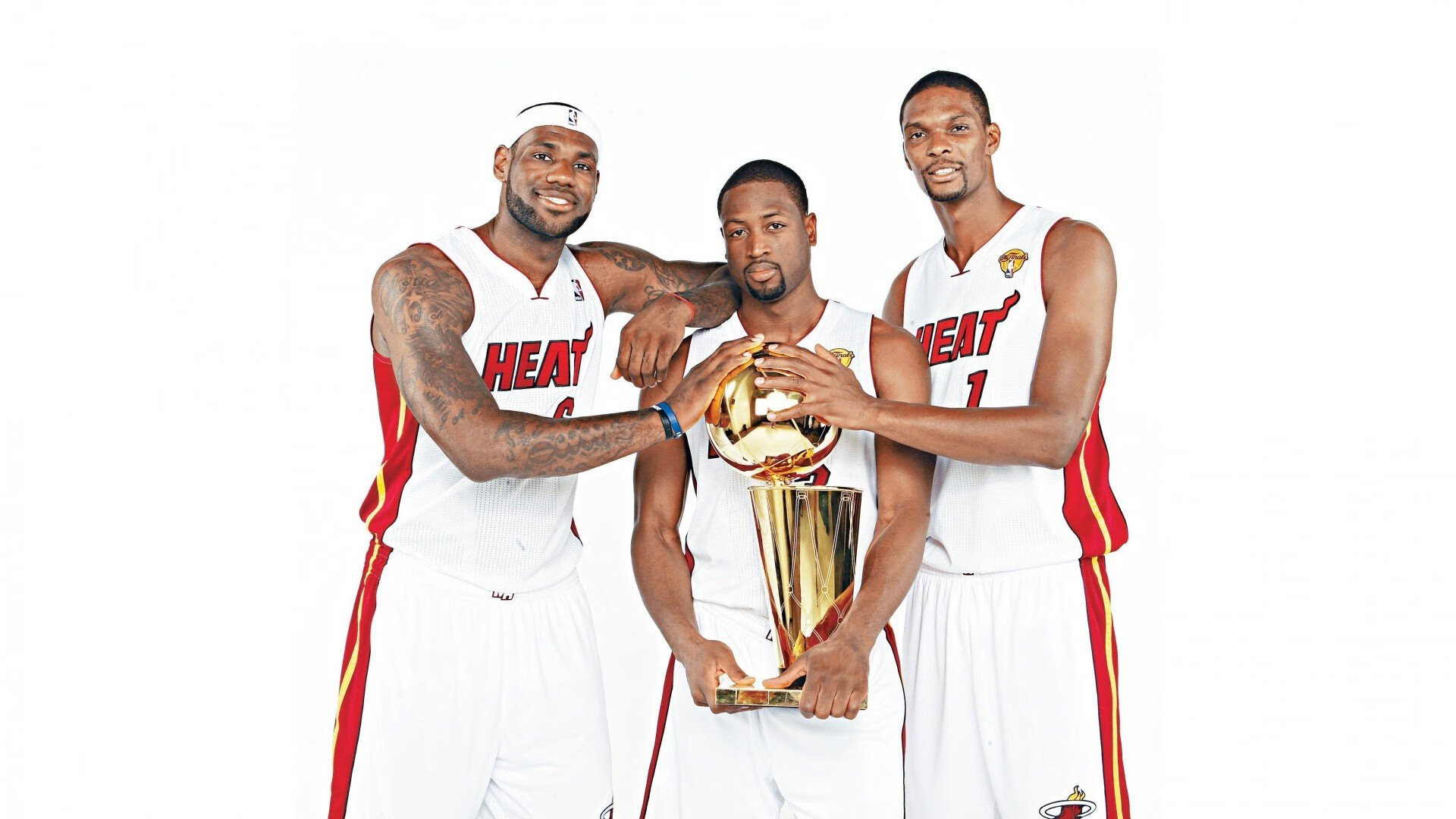 开云体育中国-森林狼对阵上海队，霍勒迪攻防两端统治全场